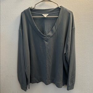 36. Orvis Women's Slate Gray V-Neck Pullover Sweatshirt